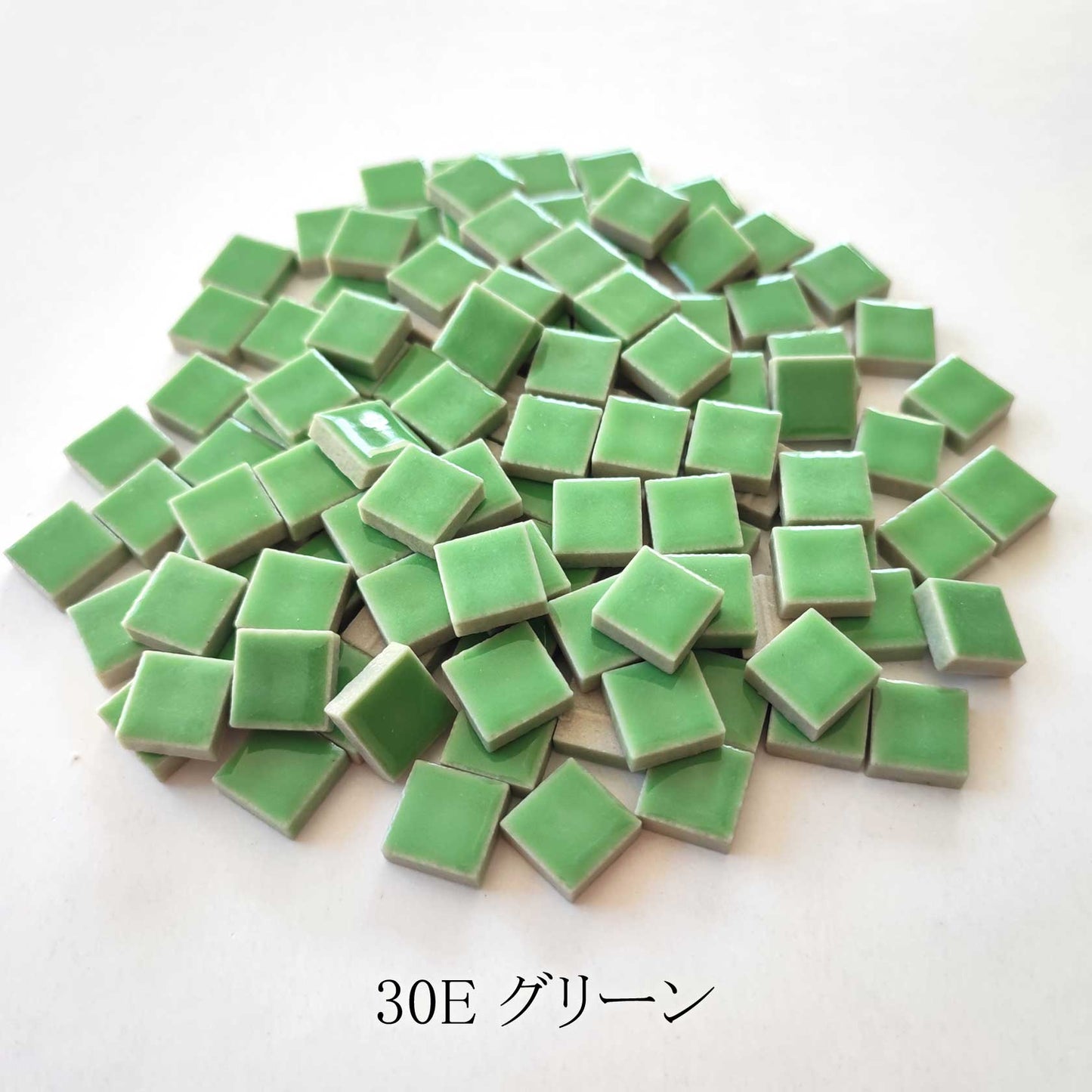 モザイクタイル【10mm角】選べる単色カラー バラ石 100g(約100個入)グリーン、ブルー、柄、青・緑系色 美濃焼タイル 純正品 国産