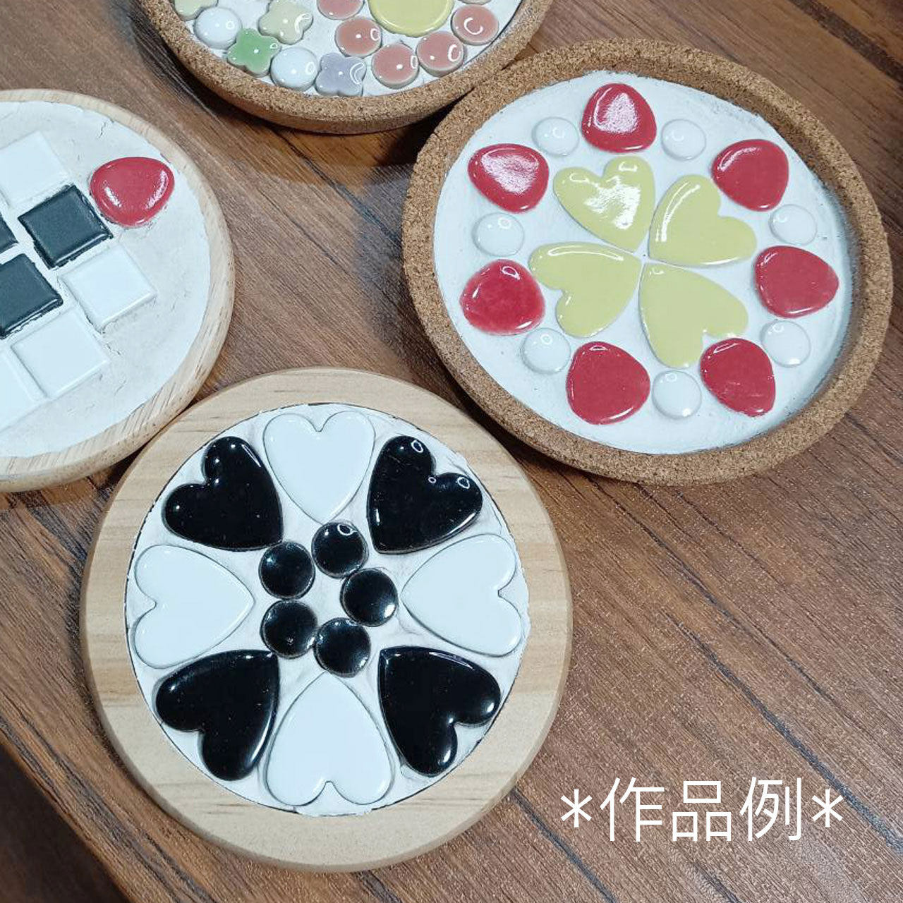 モザイクタイル【ハート】9色ミックスカラー200g(約50~60個入)美濃焼タイル 純正品 国産 カラフルミックス詰め合わせ