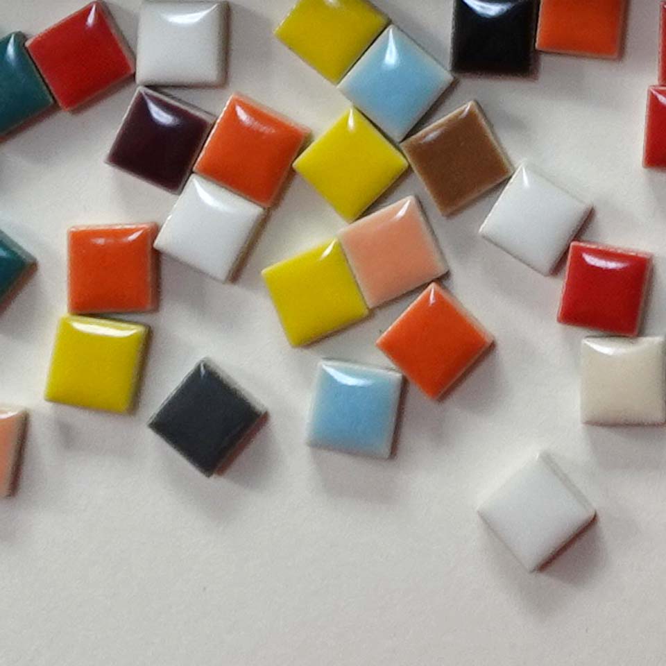 モザイクタイル【10mm】ミックスカラー バラ石 200g(約200~210個入)美濃焼タイル 純正品 国産 カラフルミックス詰め合わせ