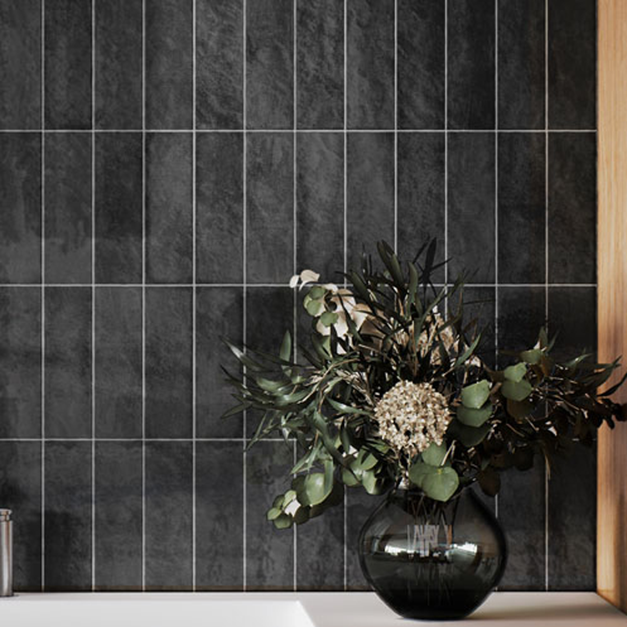 土の温もりLuna G (ルナ G)インテリアタイル 75×230角 (7.5cm×23cm)ブライト仕上げ【ケース販売／56枚入り】屋内壁  キッチン壁 トイレ壁 お洒落 ｜全8色展開