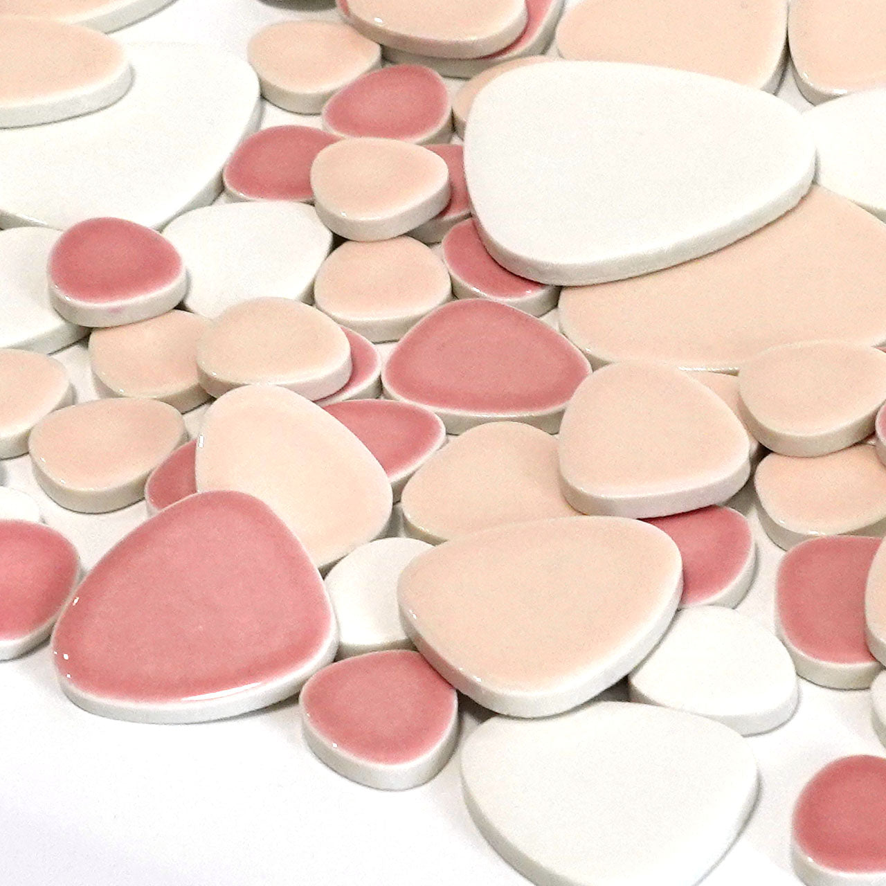 玉石パステルモザイクタイル バラ石ミックスカラー｜おにぎり型 全3色｜美濃焼タイル｜DIY・キッチン・洗面・クラフト・工作に